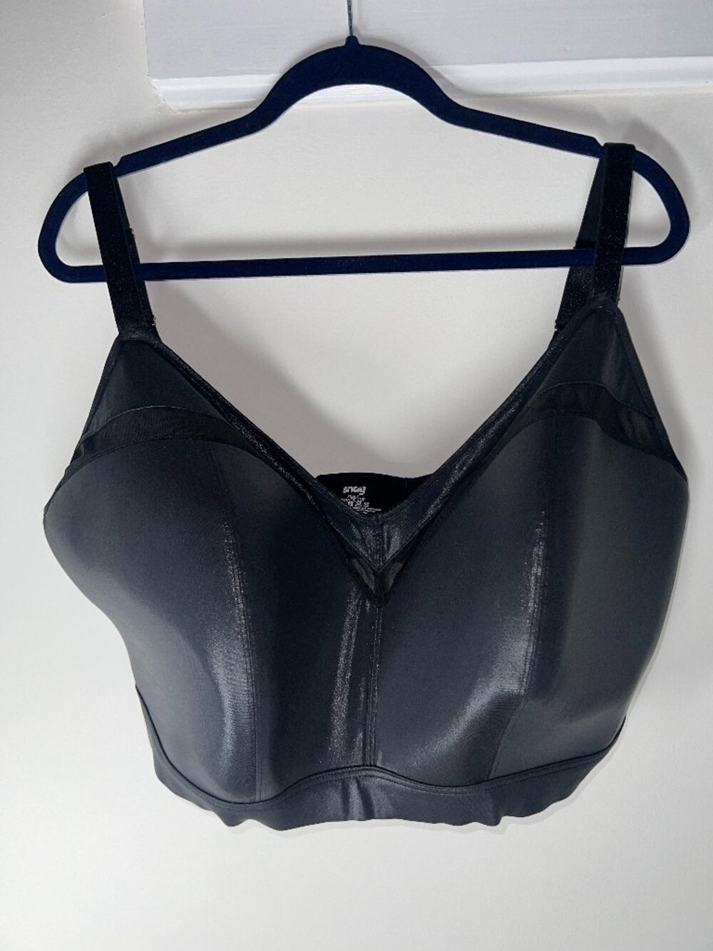 SNAG Bra Black Size 7 Grande Cup (Cups K-O, Band 48-54) Wireless